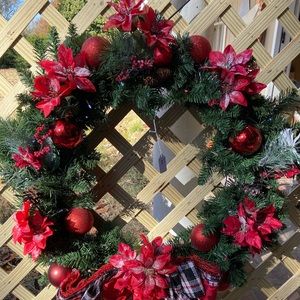 Large Christmas Wreath. With Red and white lights.
